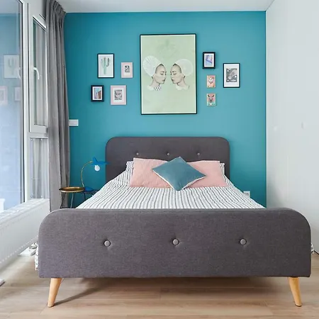 Apartment Mint